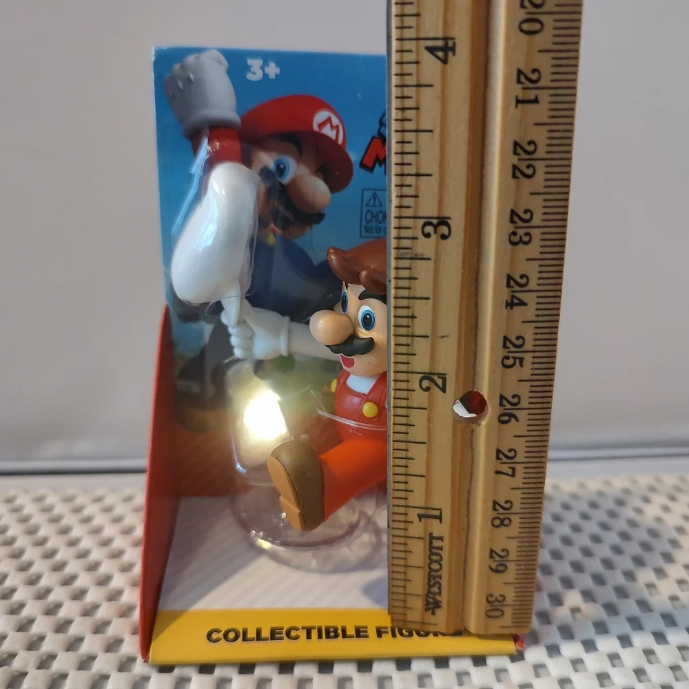Super Mario Collectible Figure Fire Mario NWT